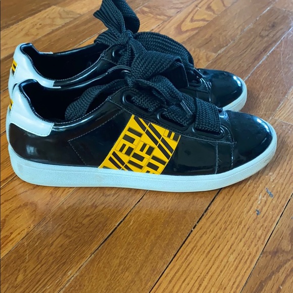 LF Brand patent sneaker size 7 - Picture 4 of 7